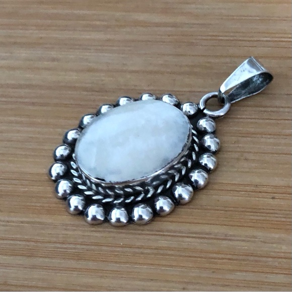 $62 Vintage Estate Old Mexico Pendant Marked 925 MEXICO TC - Picture 1 of 6